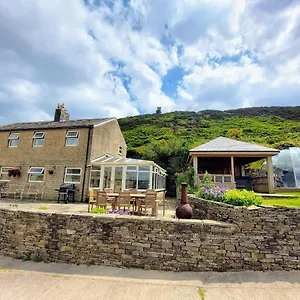 long-ing-farm-holmfirth.yorkshirehotels.net/