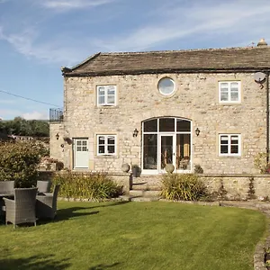 flatts-barn.yorkshirehotels.net/
